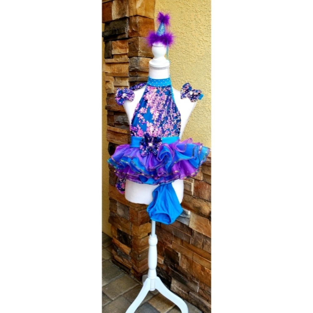Glamour Costumes dance costume